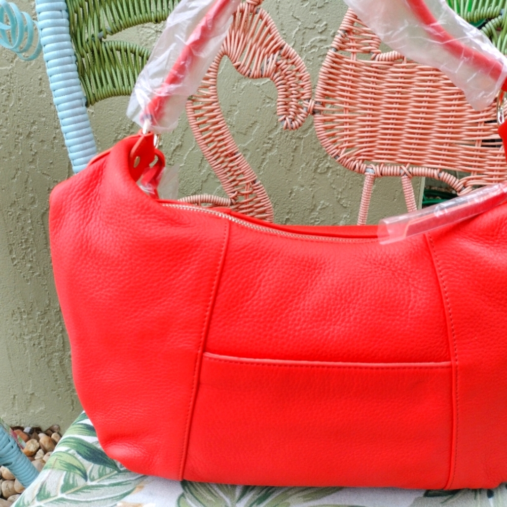 New Issac Mizrahi Genuine Leather Coral Pink Purse